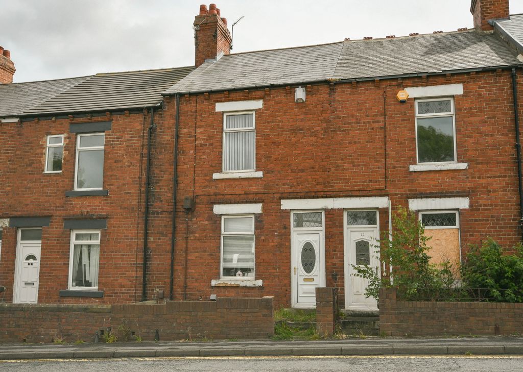 Property photo 1 of 18