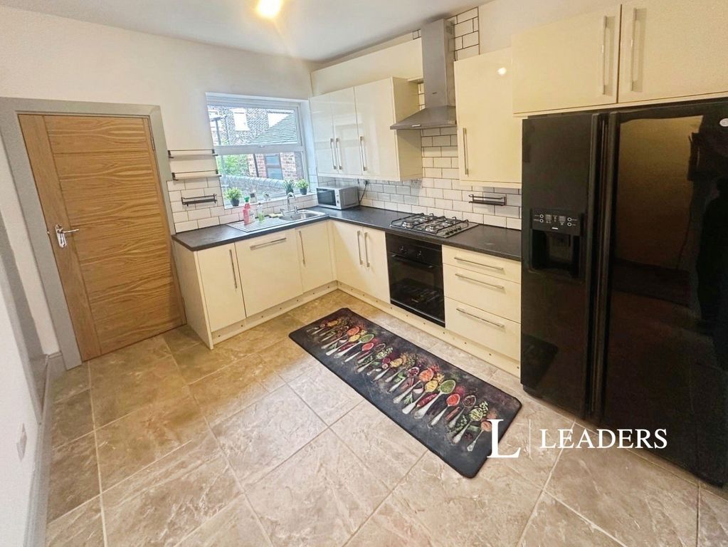 Property photo 3 of 12 Pbox-Img.Jpg