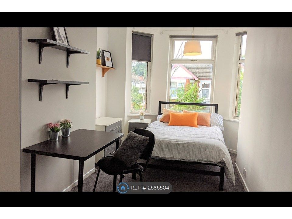 Property photo 2 of 11