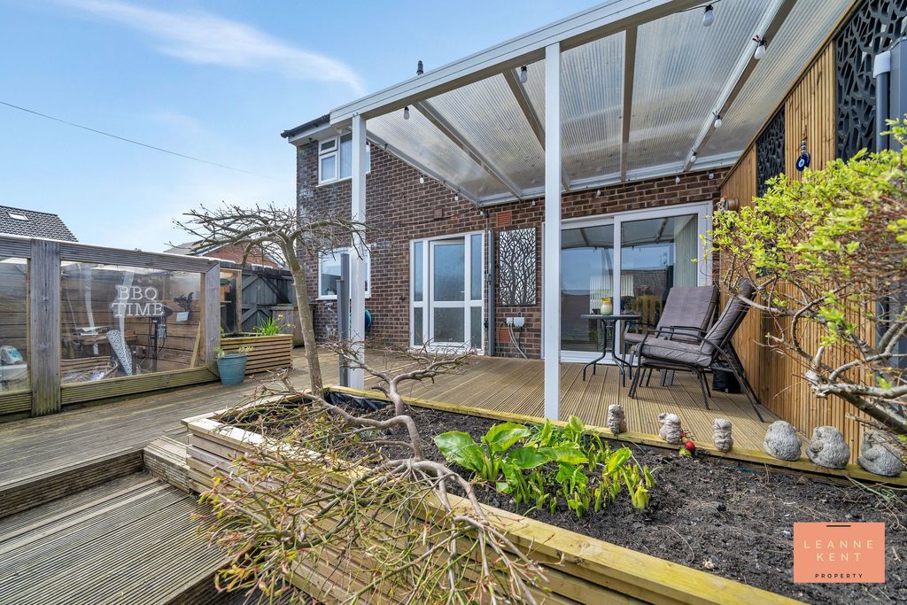 Additional image 43 of 5 bed semi-detached house for saleCaerleon Court, Caerphilly CF83