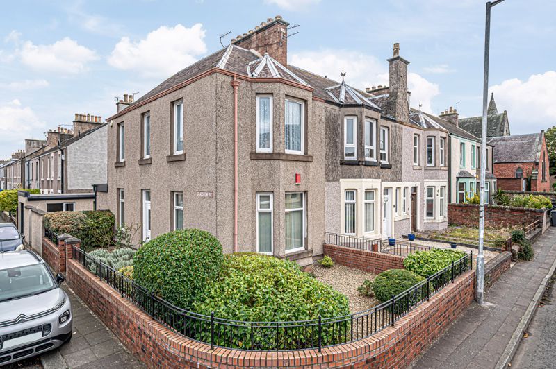 Property photo 1 of 21 External