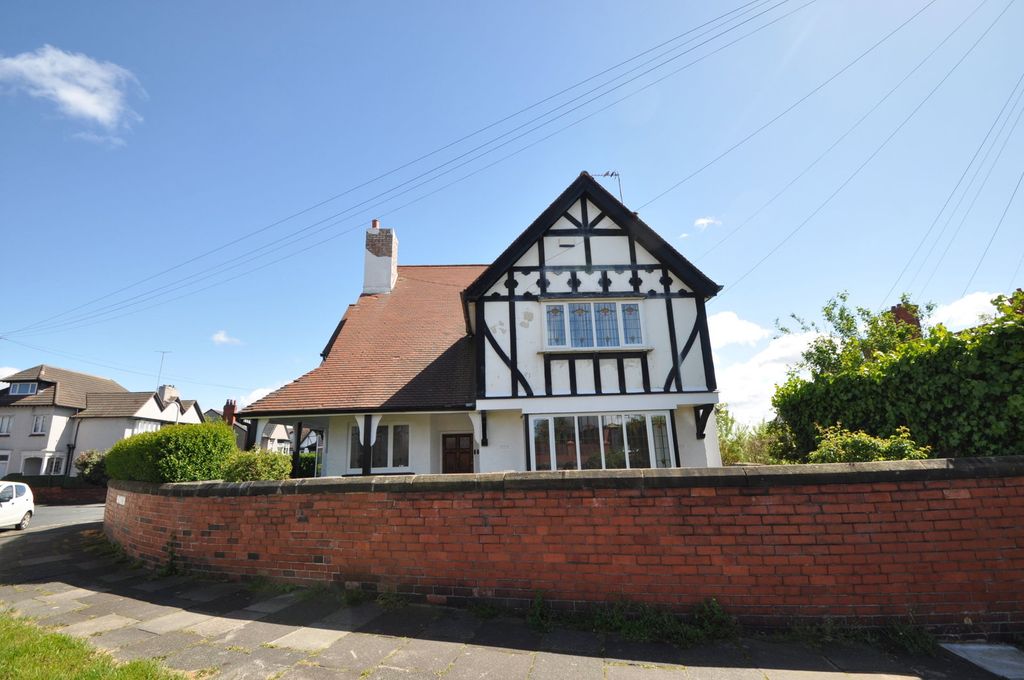 Property photo 1 of 30
