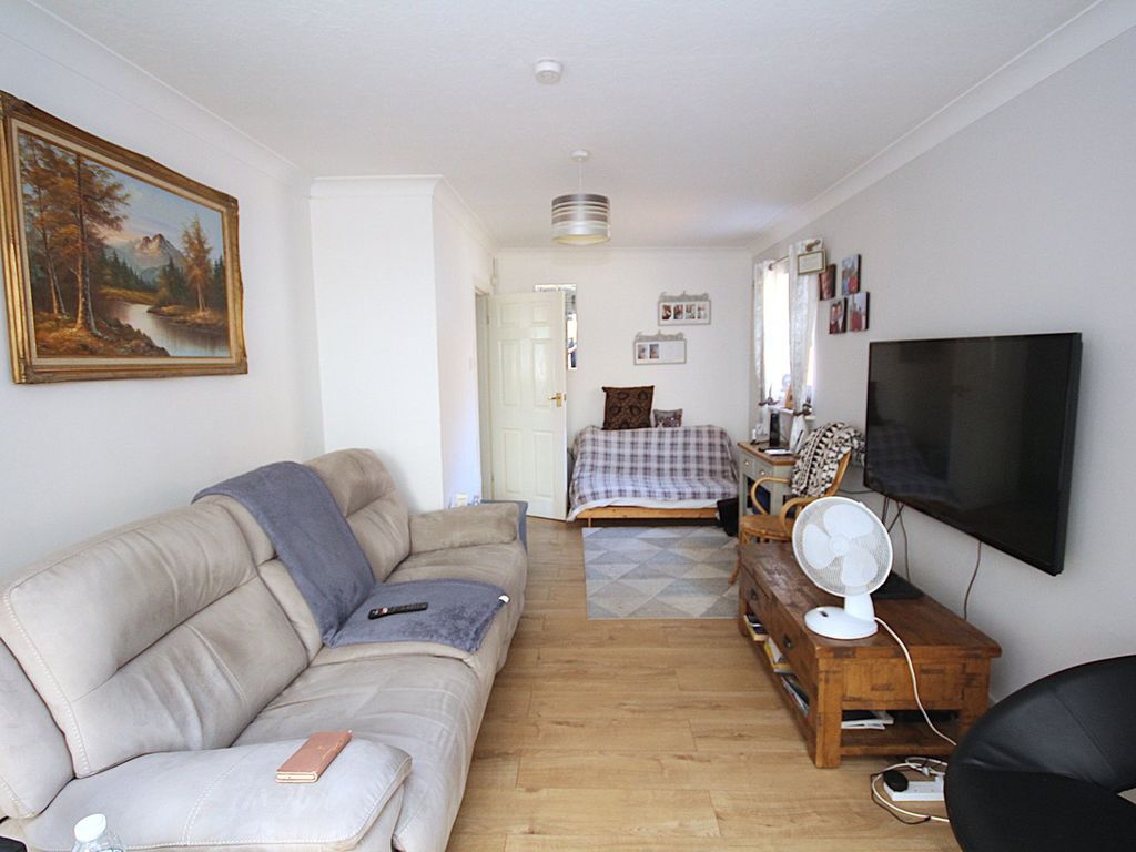 Property photo 3 of 29