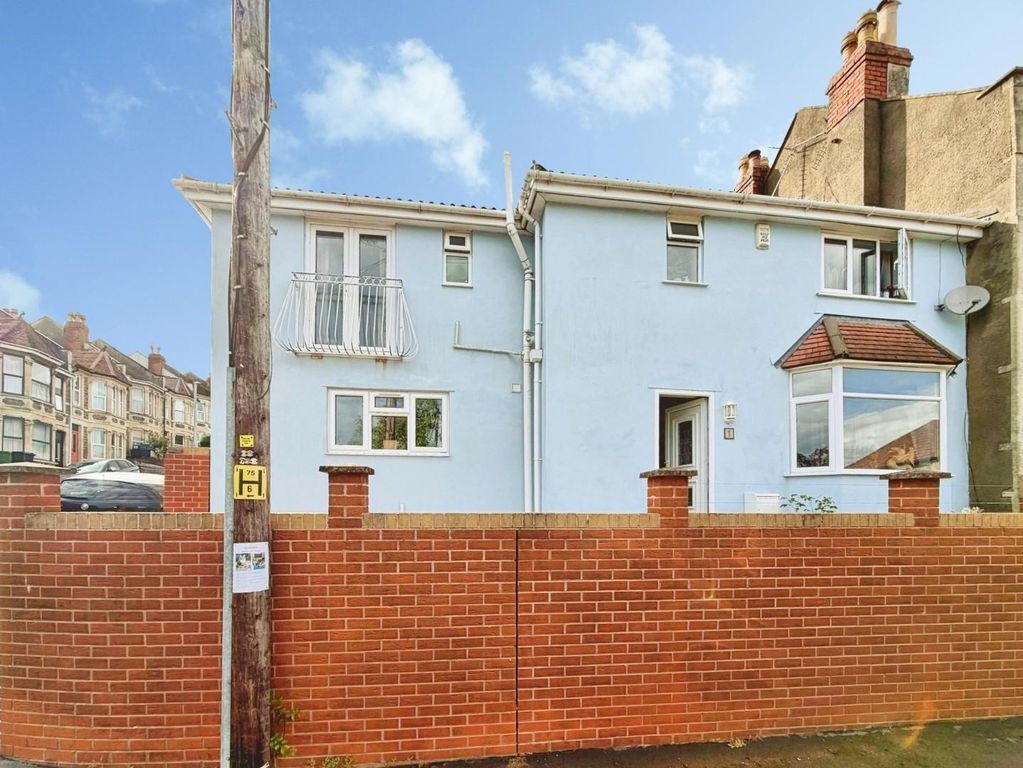 Property photo 1 of 31