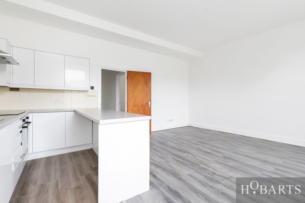 Property photo 3 of 13 Gallery