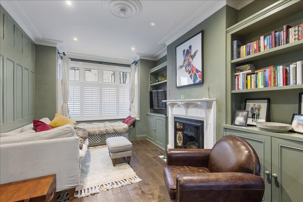 Property photo 2 of 14