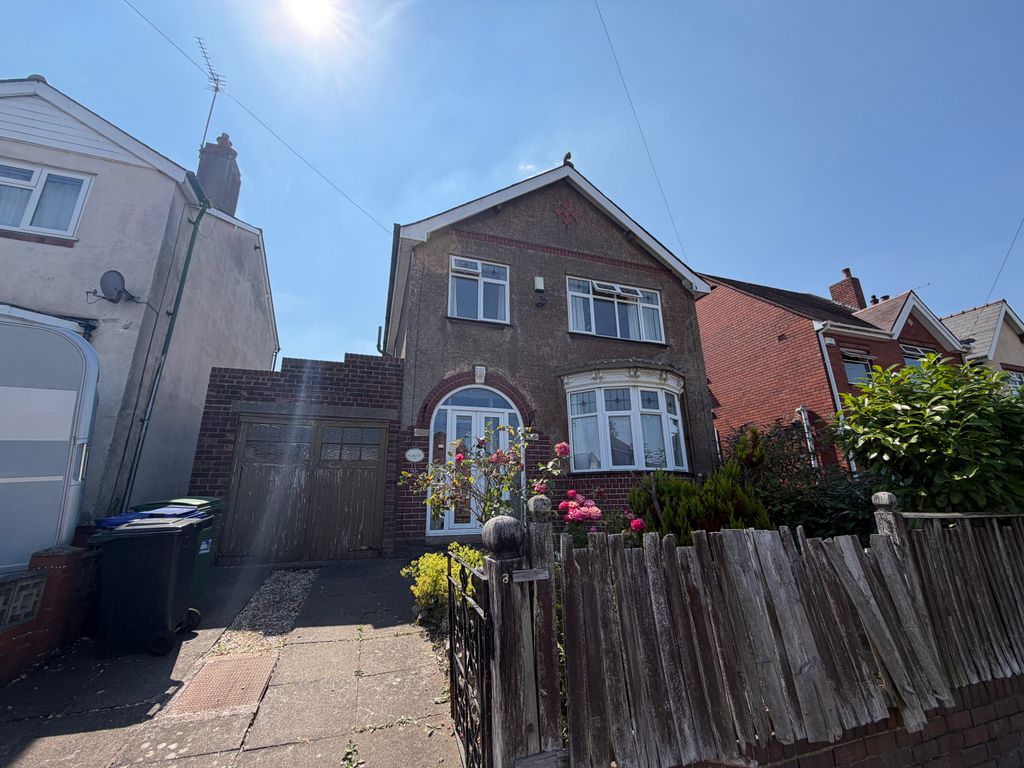 Property photo 1 of 11