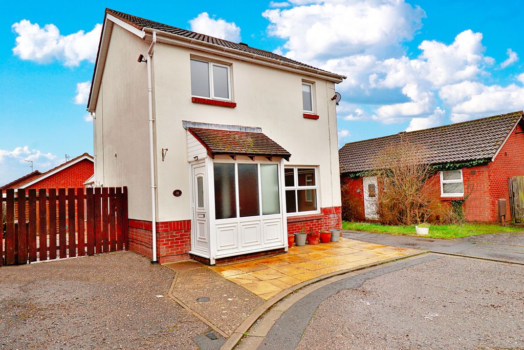 Property photo 1 of 11