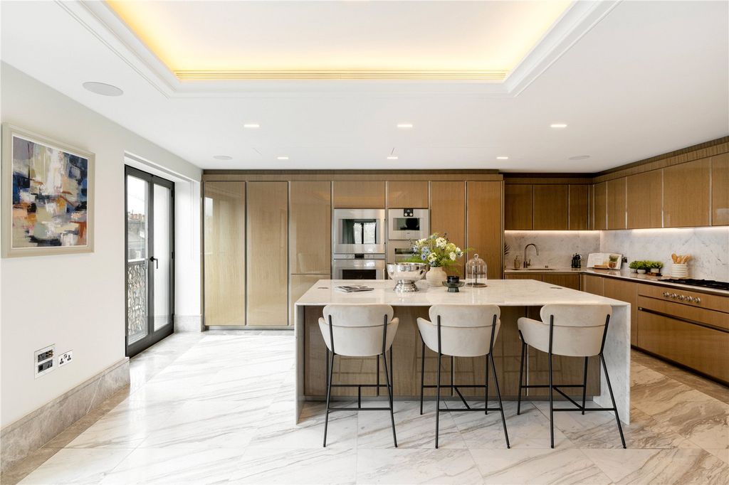 Additional image 10 of 3 bed flat for saleAshburton Place, London W1J