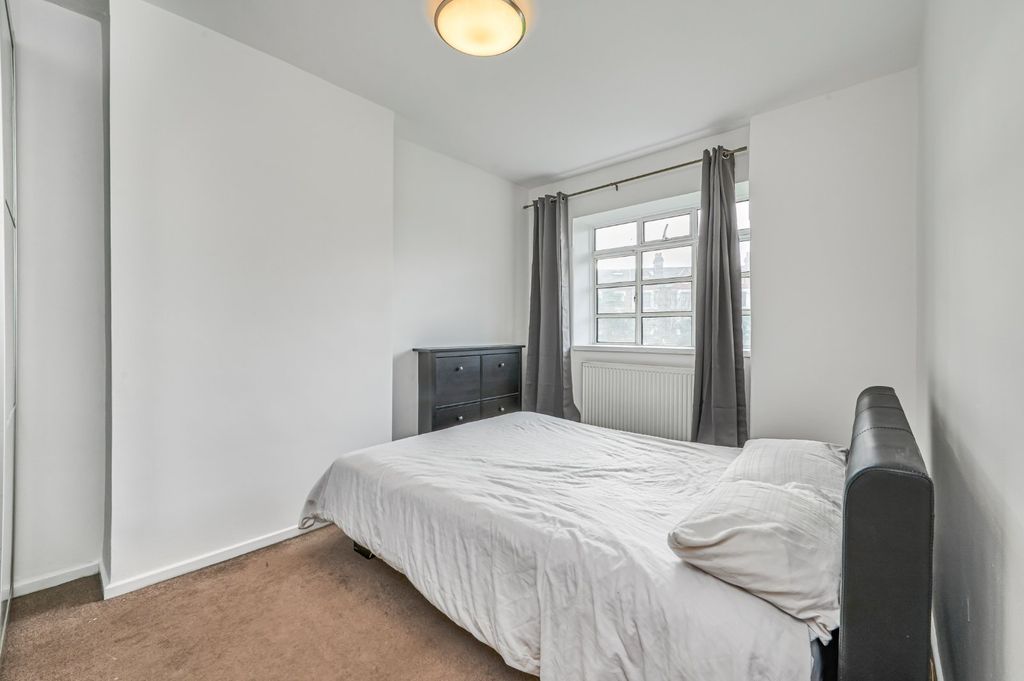 Property photo 3 of 10 Picture No. 11