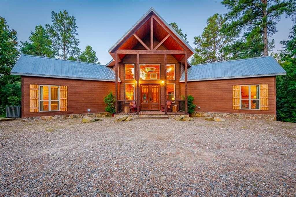Property photo 1 of 31