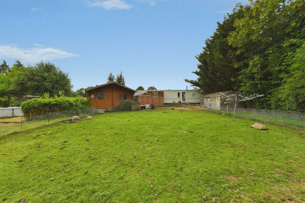 Property photo 3 of 22