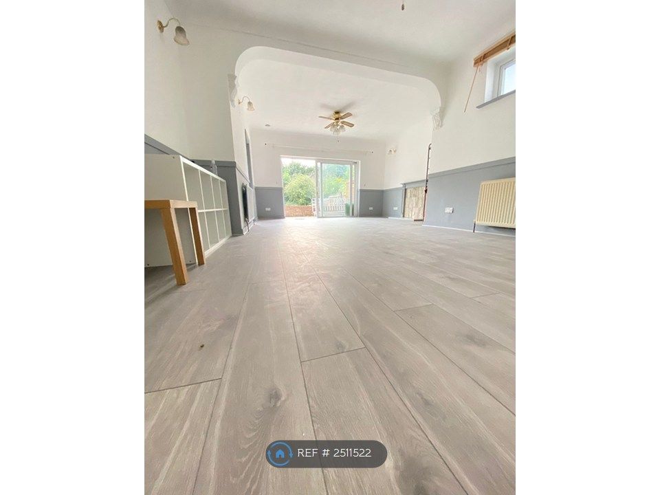 Property photo 3 of 13 Living/Dining