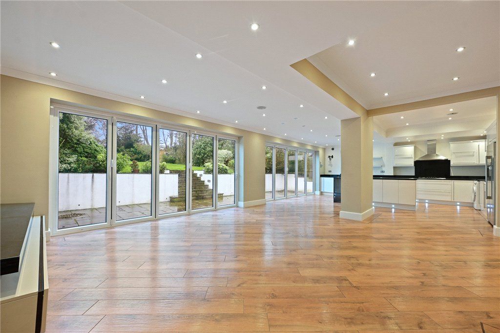 Property photo 2 of 14 Picture No. 01