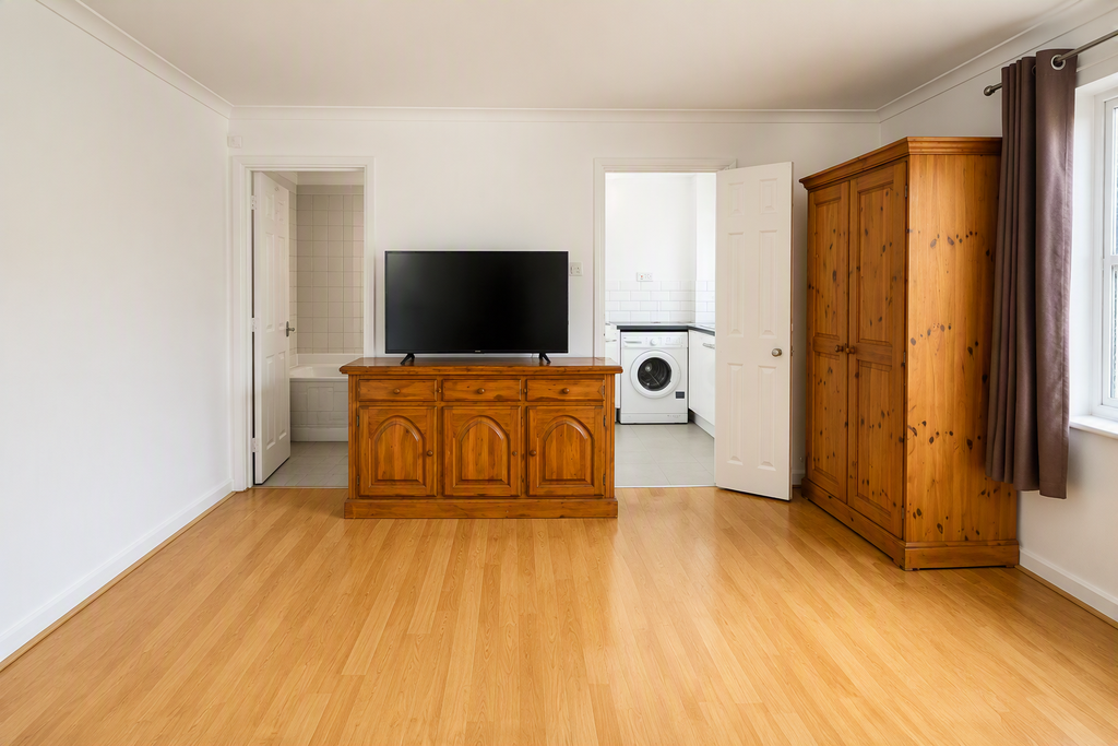 Property photo 2 of 5