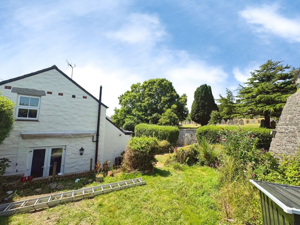Property photo 3 of 18 5259717