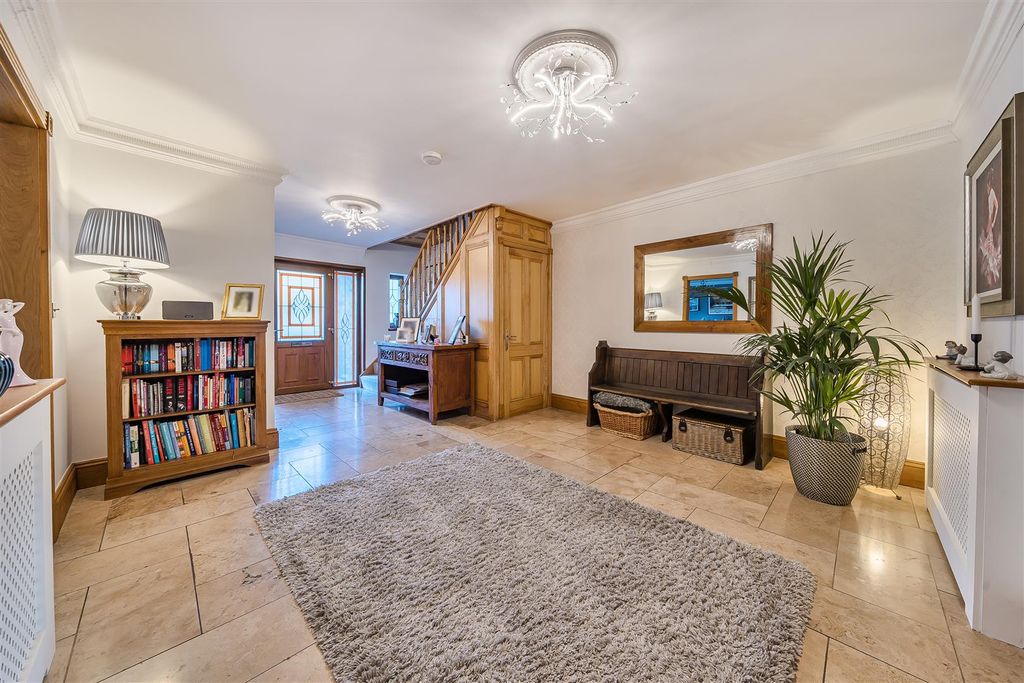 Property photo 3 of 29 1403191-8-6979F8A54Cebd.Jpg