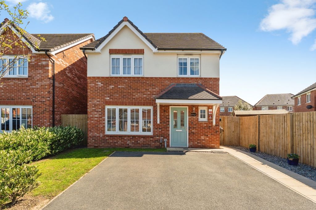 Property photo 1 of 31 Pbox-Img.Jpg