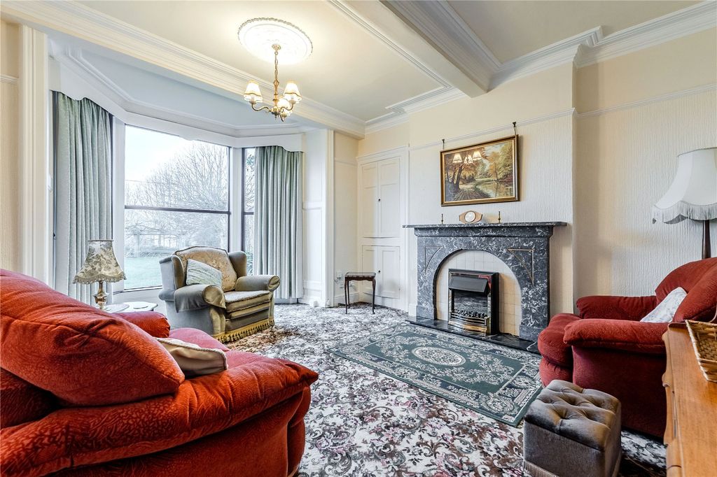 Property photo 2 of 17 Picture No. 03