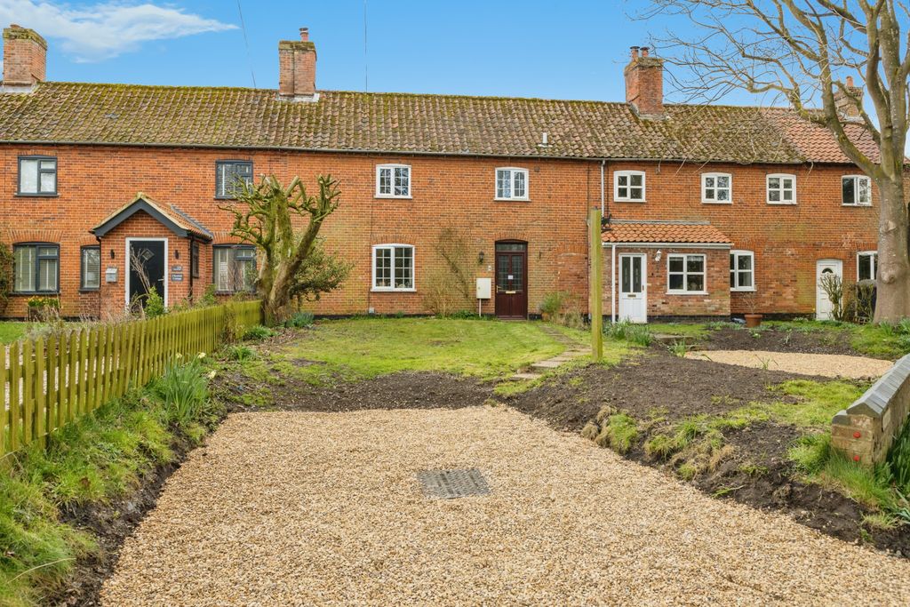 Property photo 1 of 16 Photography