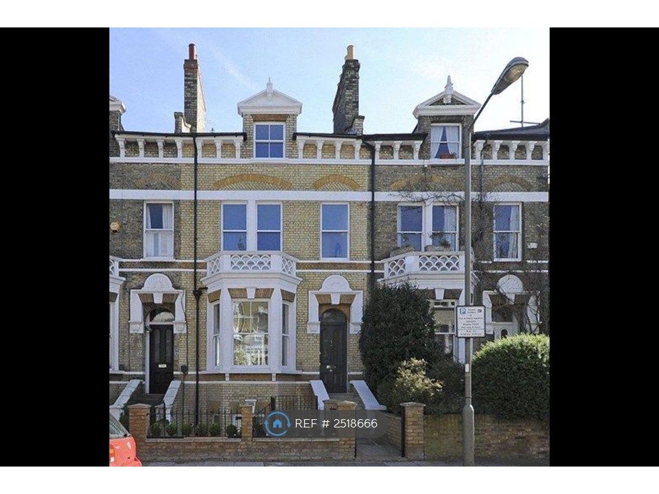 Property photo 2 of 13