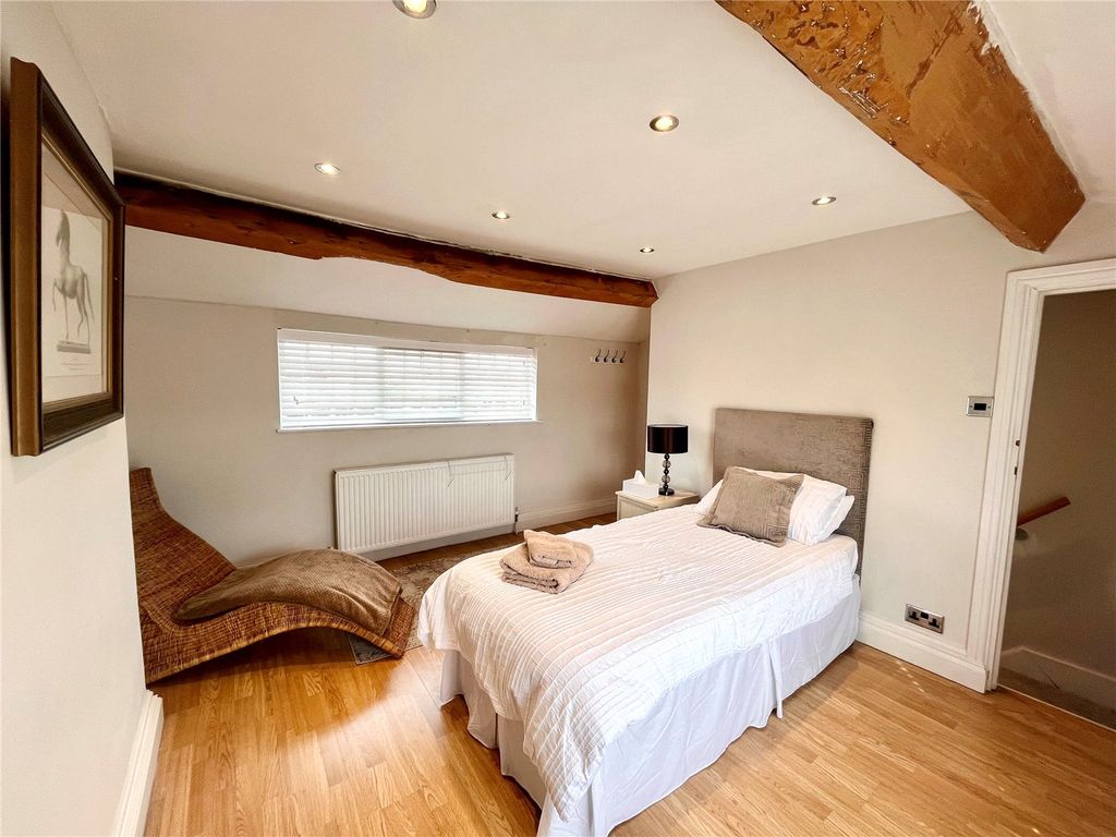 Property photo 3 of 16 Picture No. 41