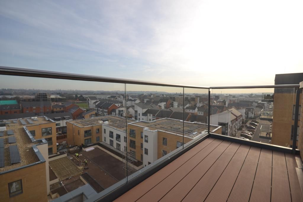 Property photo 2 of 7 Balcony