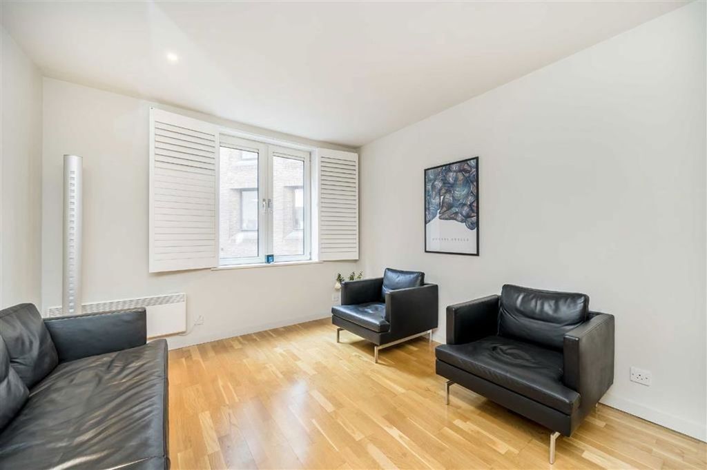Property photo 2 of 6