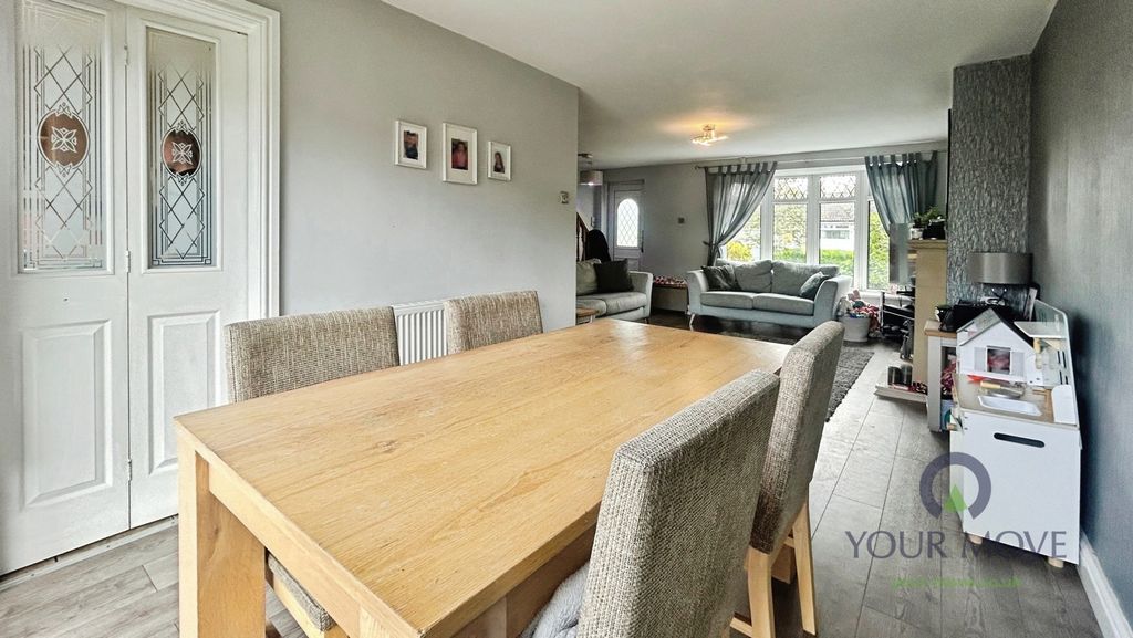Property photo 3 of 17 Pbox-Img.Jpg