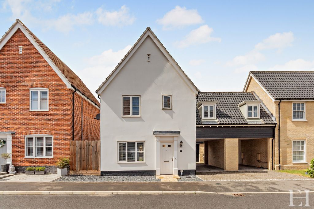 Property photo 1 of 27 8662282-Exteriorwm07-800