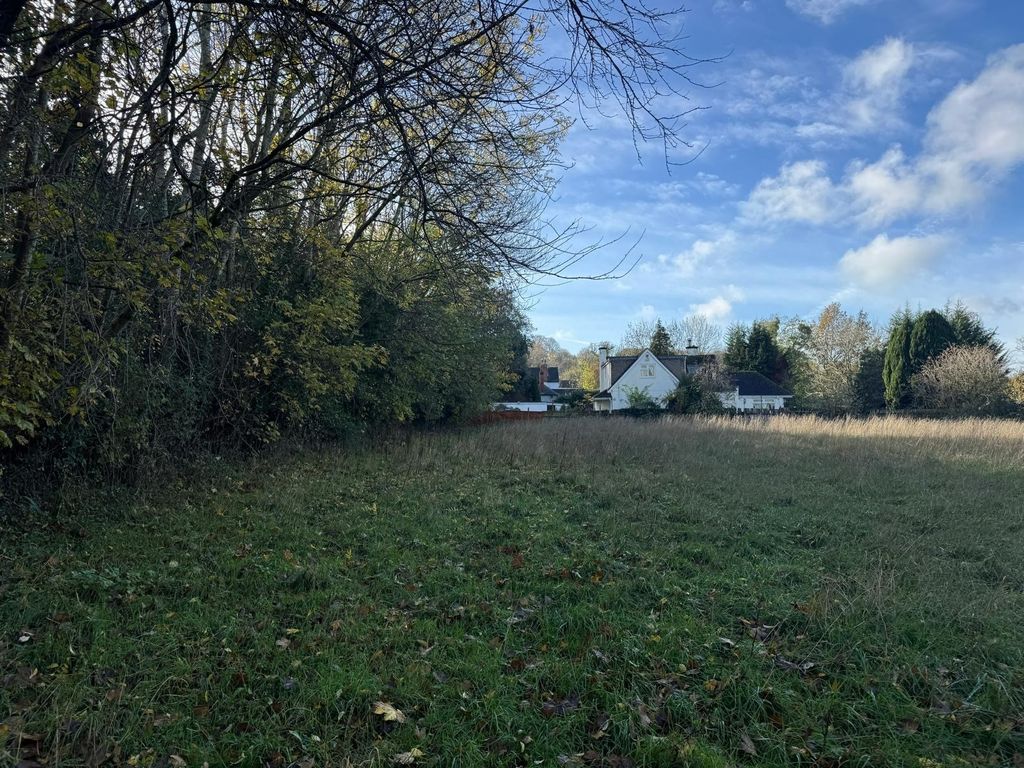 Property photo 3 of 7 Photo 3