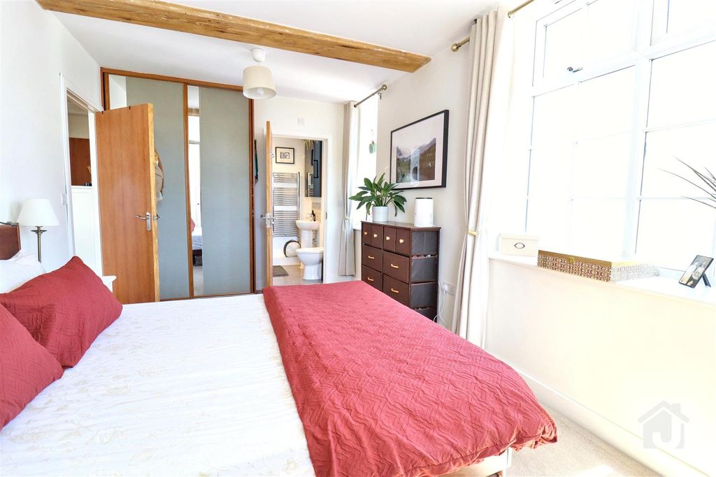 Additional image 10 of 2 bed flat for saleHooks Close, Anstey, Leicester LE7