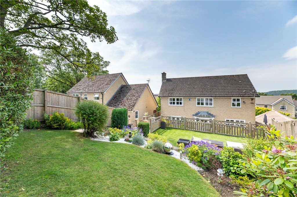 Property photo 2 of 34 Garden