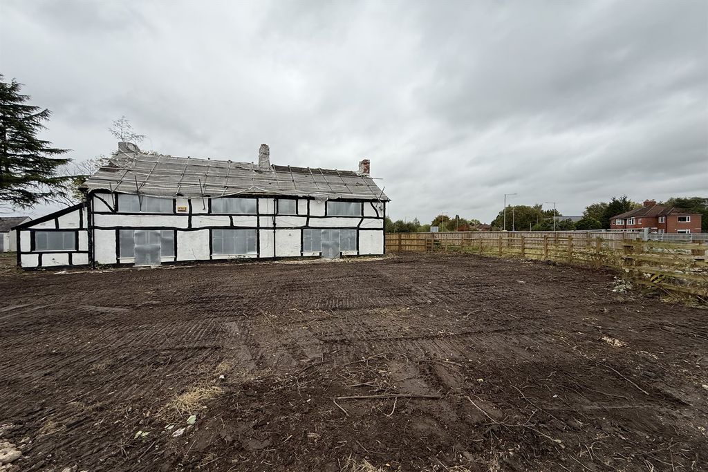 Property photo 1 of 4 (Main)