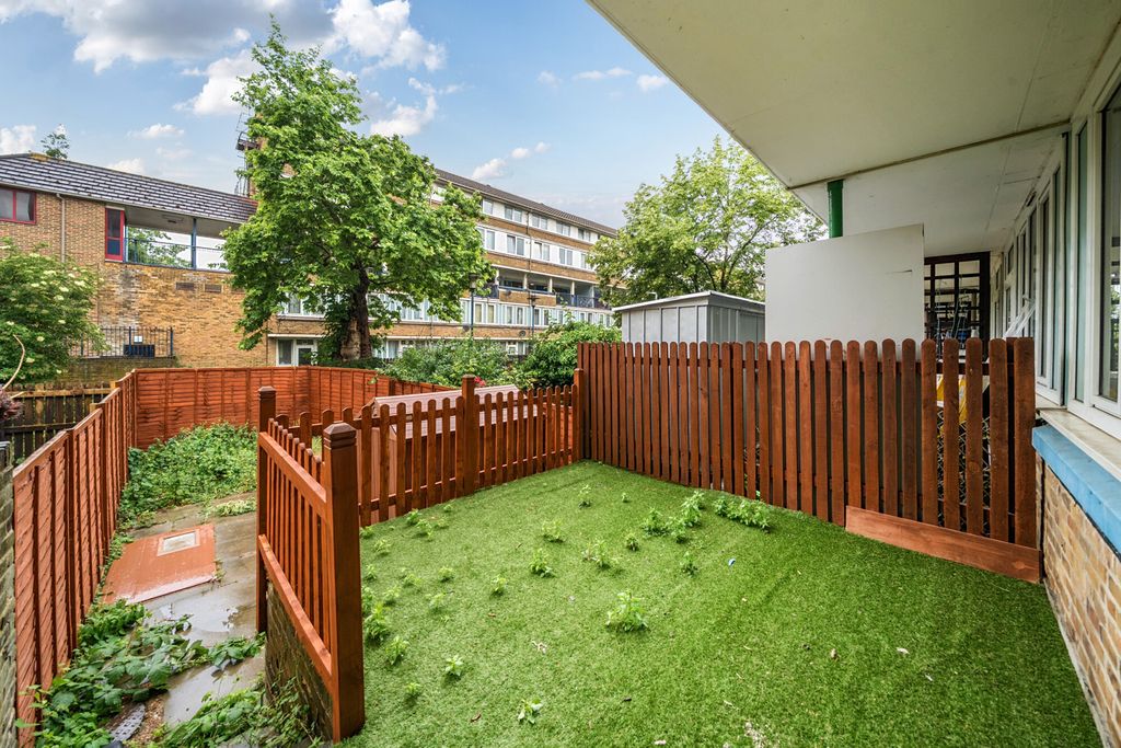 Property photo 2 of 18 1470758-16-6A1Eac...