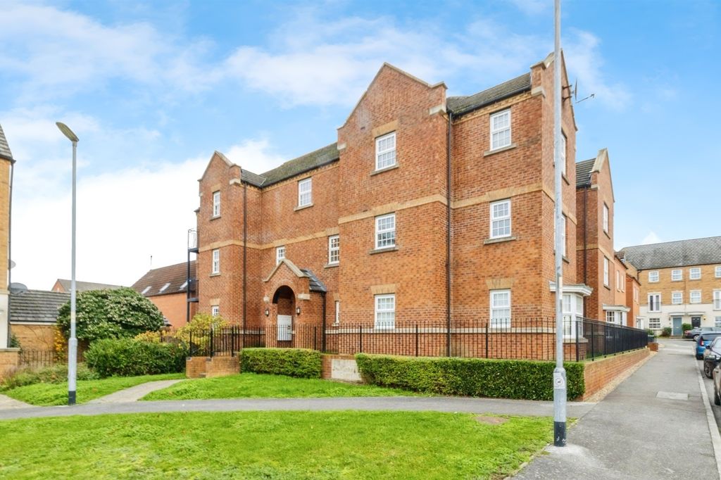 Property photo 1 of 15