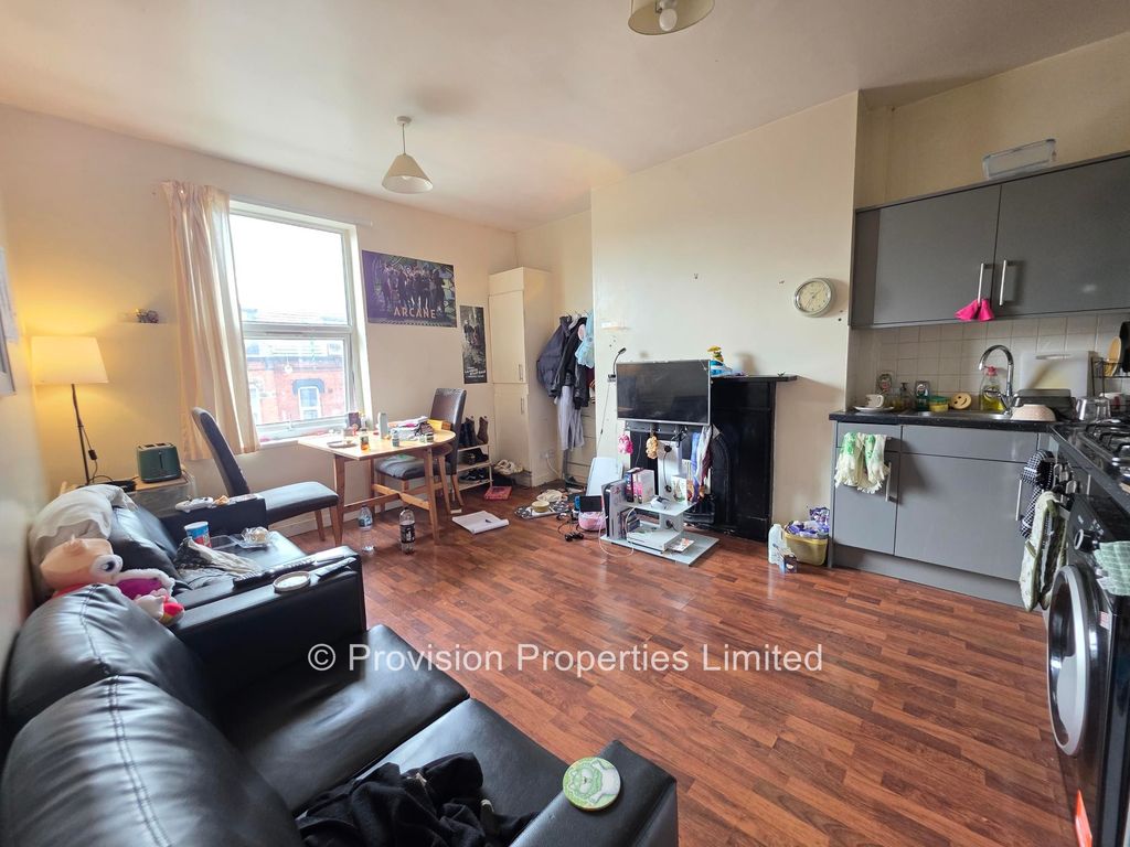 Property photo 1 of 6 Photo