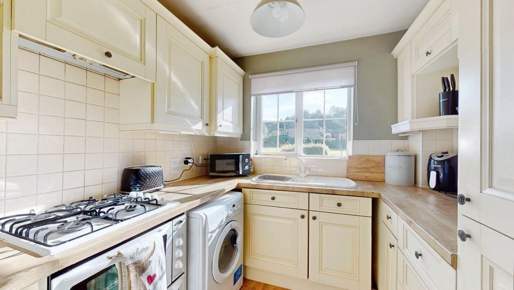 Property photo 2 of 12 Pbox-Img.Jpg