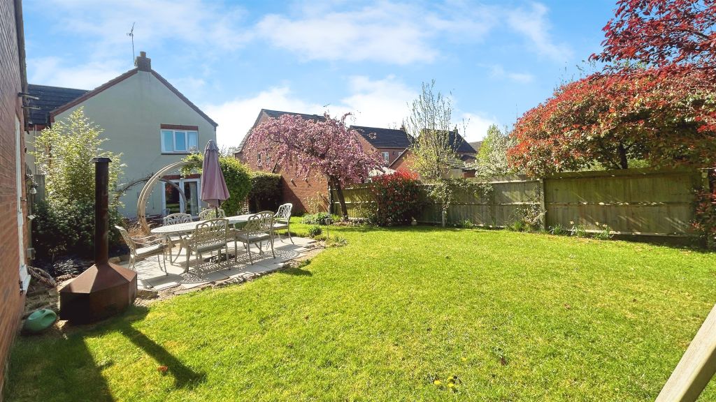 Property photo 3 of 16