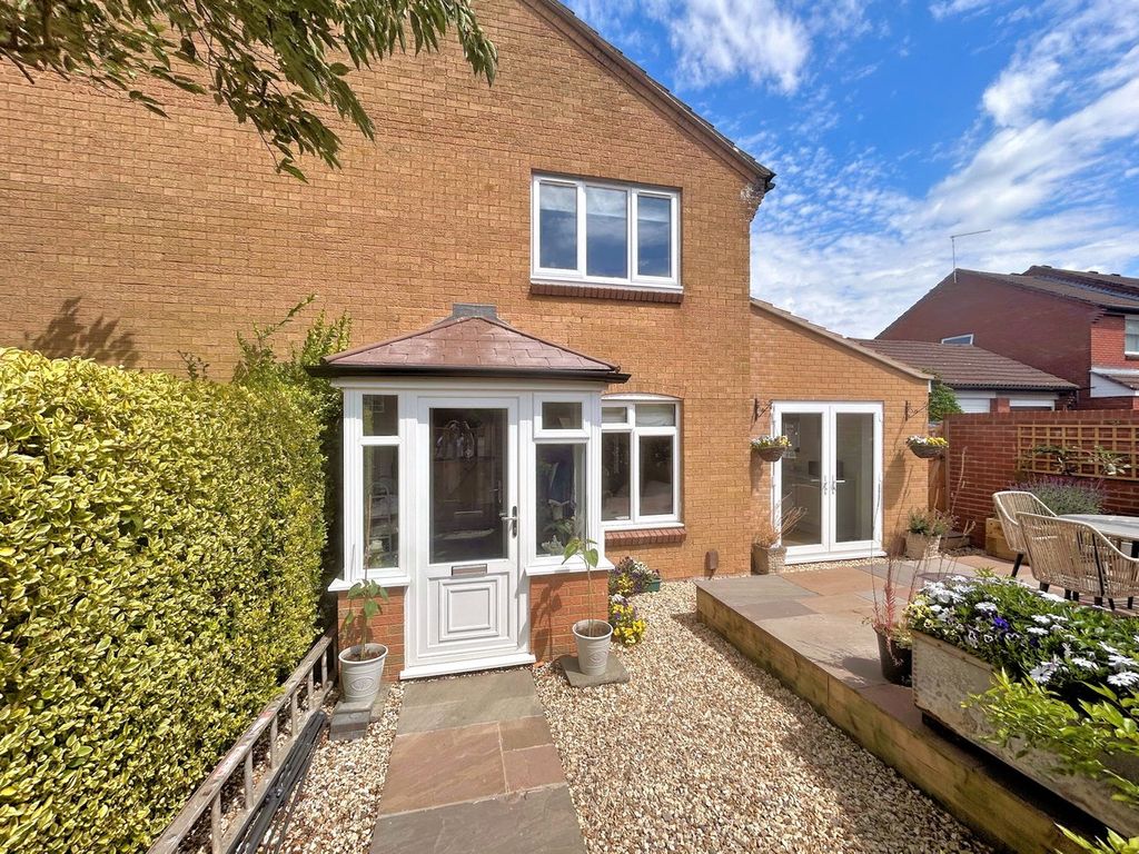 Property photo 2 of 15