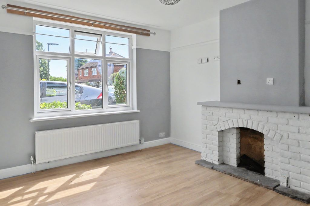 Property photo 2 of 4