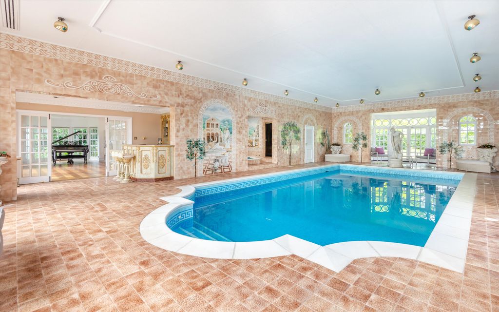 Property photo 3 of 32 Image