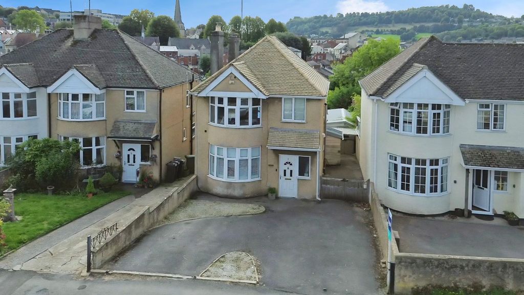 Property photo 1 of 18 Drone - Front (3).Jpg