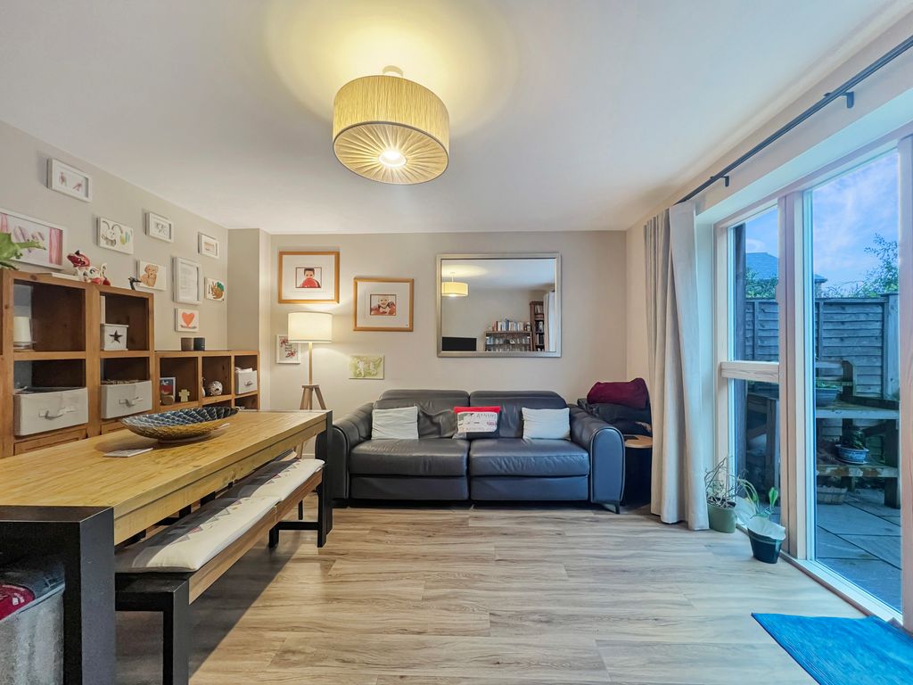 Property photo 2 of 16 E48Bc7Efe2942Bba8194A5A7Fd95B99ee3F88c96