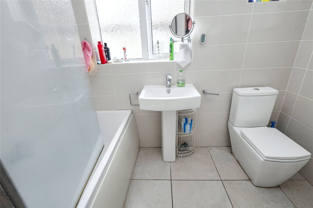 Property photo 3 of 23 Picture No. 08