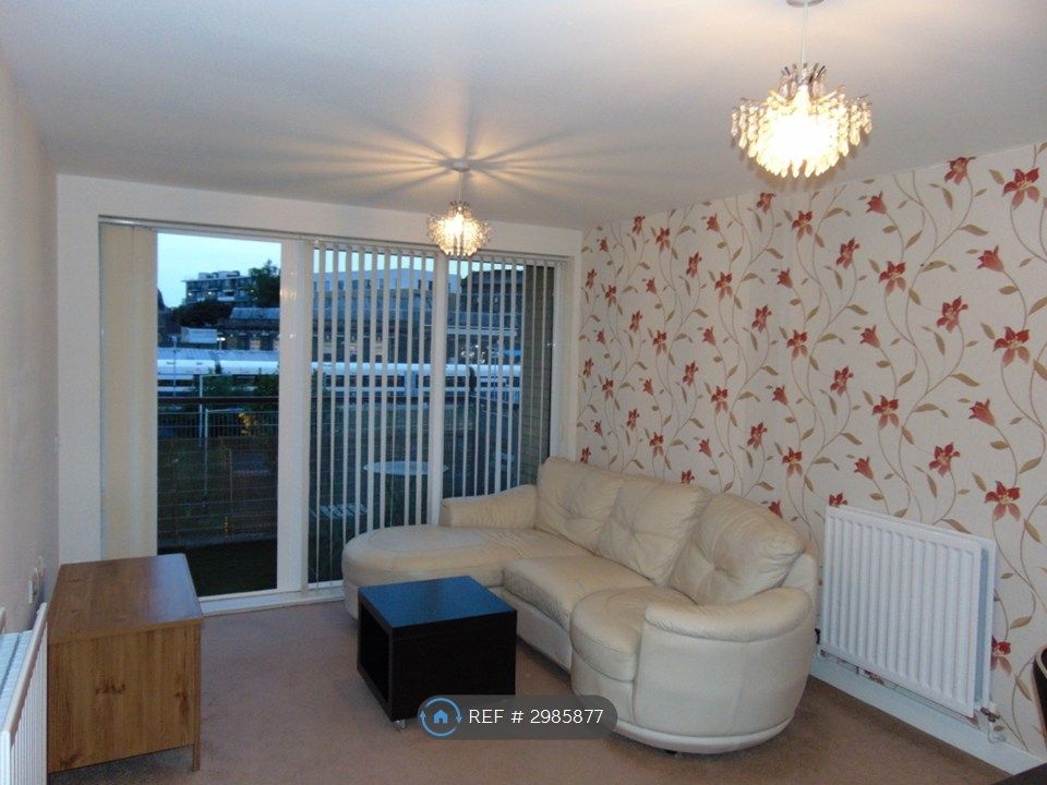 Property photo 3 of 10 Living Room