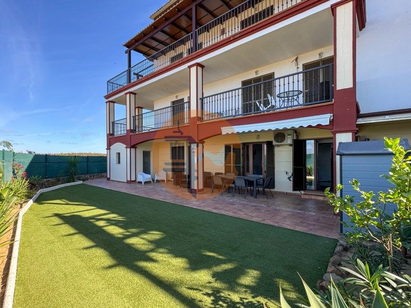 Property photo 1 of 42