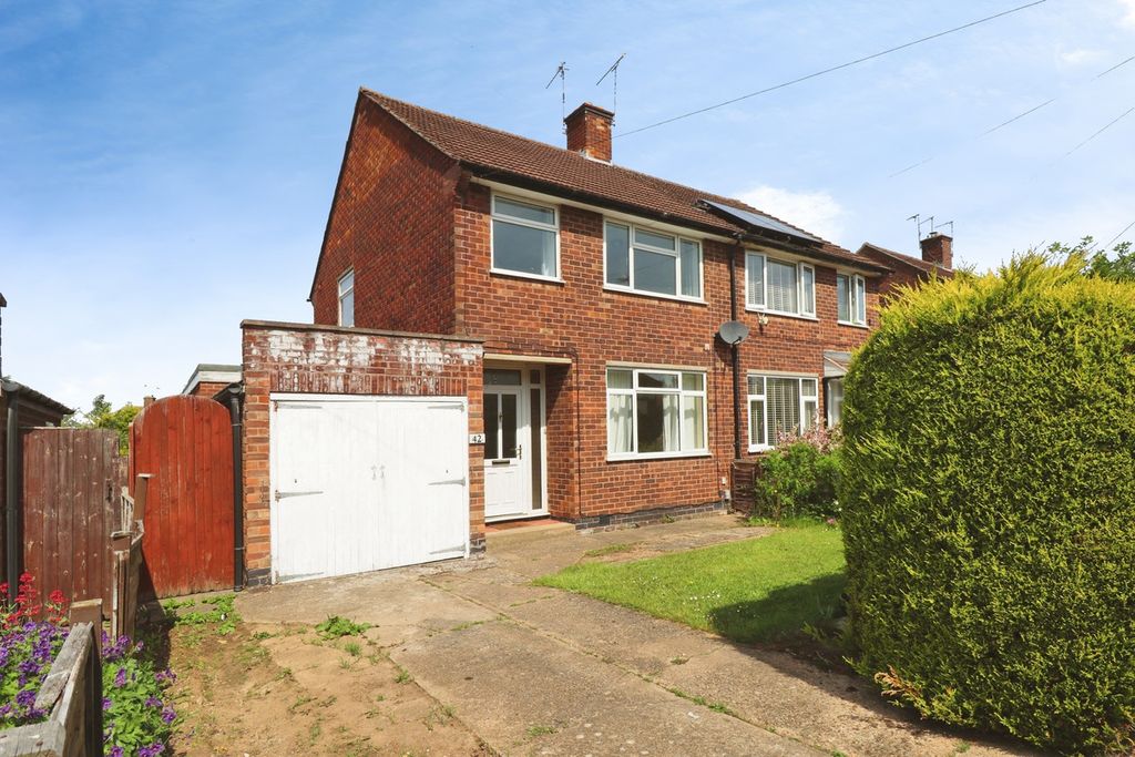 Property photo 1 of 16