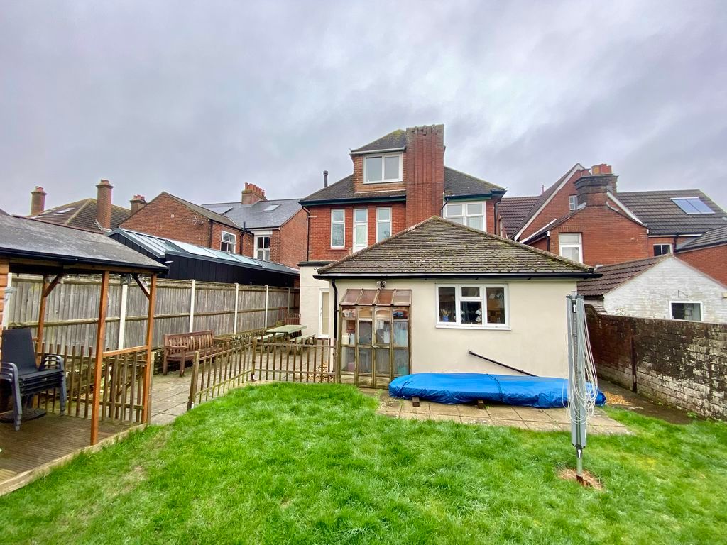 Additional image 32 of 7 bed detached house for saleSouthampton Road, Fareham PO16
