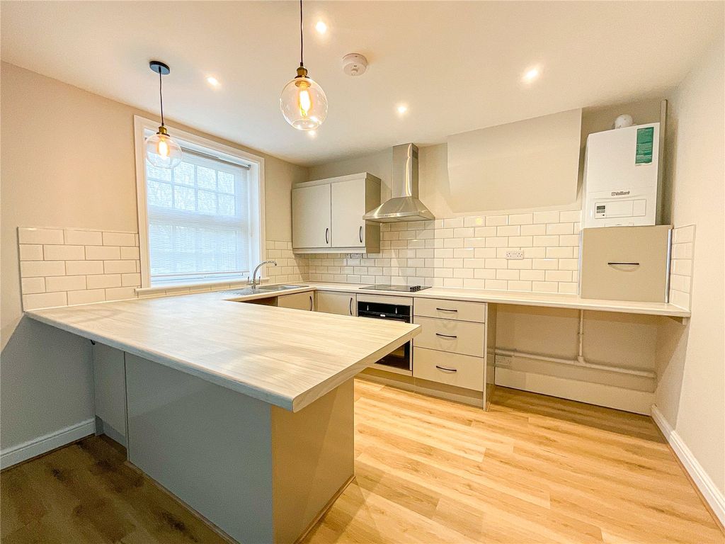 Property photo 2 of 15 Picture No. 08